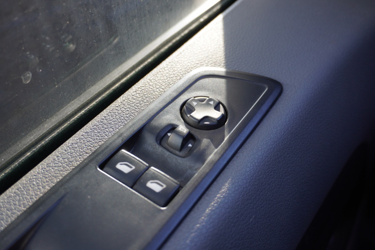 Peugeot Expert 2.0 BlueHDI 123PK L2 EURO 6 - Airco - Navi - Cruise - €12.950,- Excl.