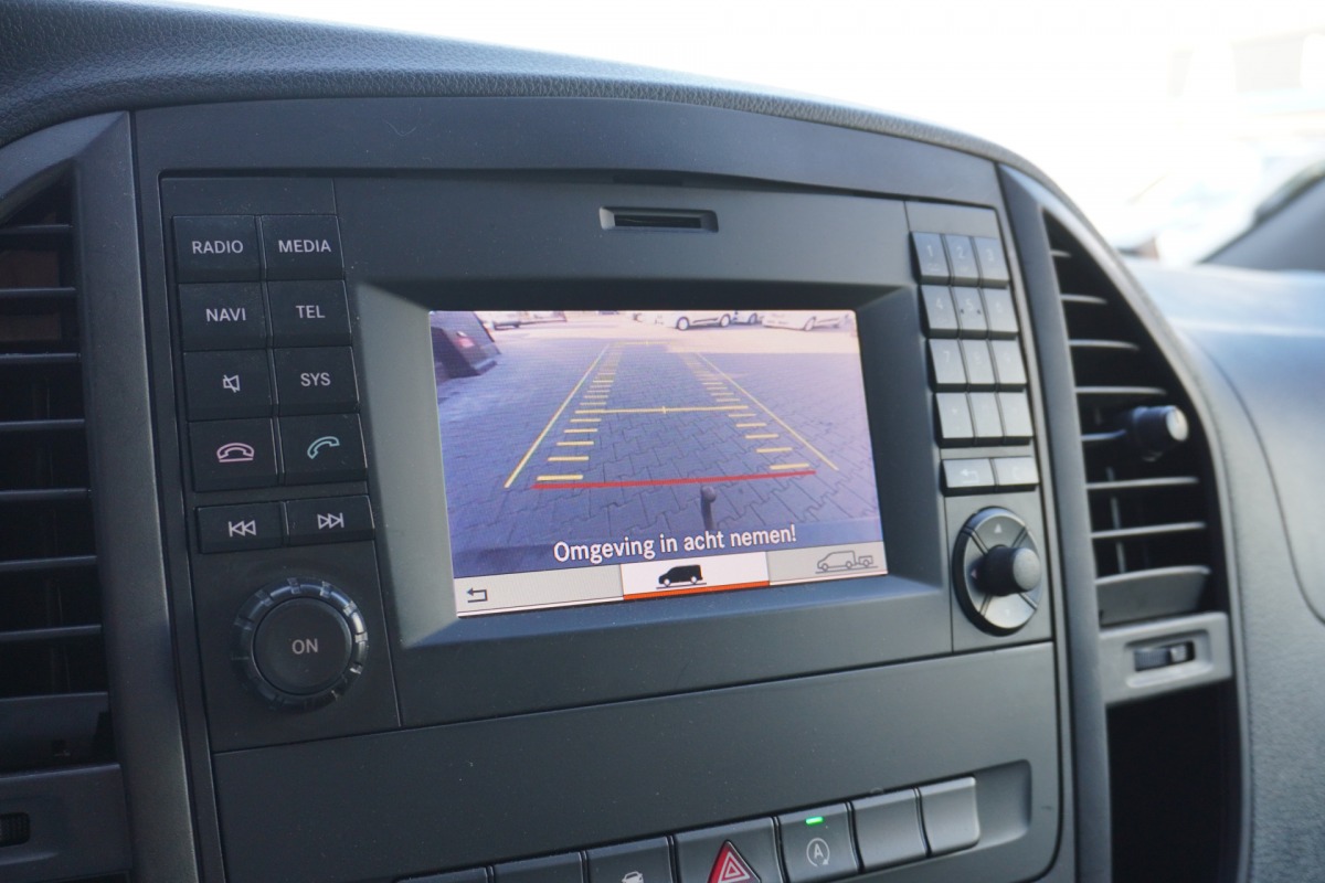 Mercedes-Benz Vito 114 CDI Automaat EURO 6 - A/C Climate - Cruise - Camera - Trekhaak - € 15.950,- Excl.