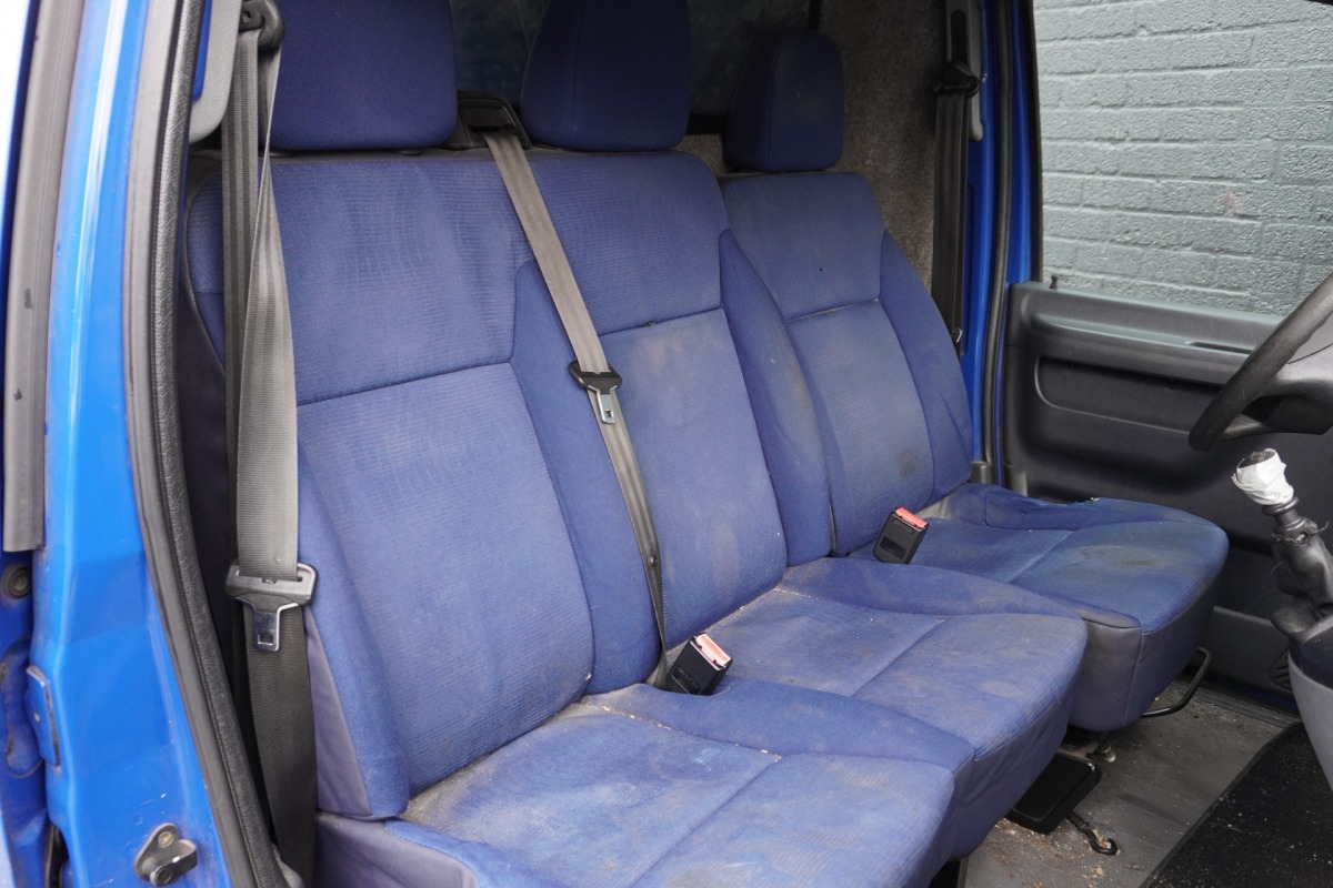 Peugeot Expert 220C 2.0 HDI - Airco - Trekhaak - € 1.250,- Excl.