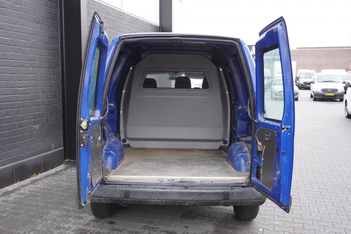 Peugeot Expert 220C 2.0 HDI - Airco - Trekhaak - € 1.250,- Excl.