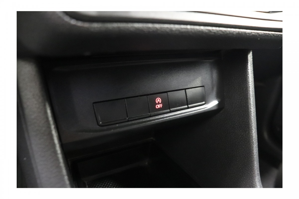 Volkswagen Caddy 2.0 TDI Euro 6 - Airco - Cruise - Radio - € 8.950,- Excl. Volkswagen Caddy 2.0 TDI Euro 6 - Airco - Cruise - Radio - € 8.950,- Excl.