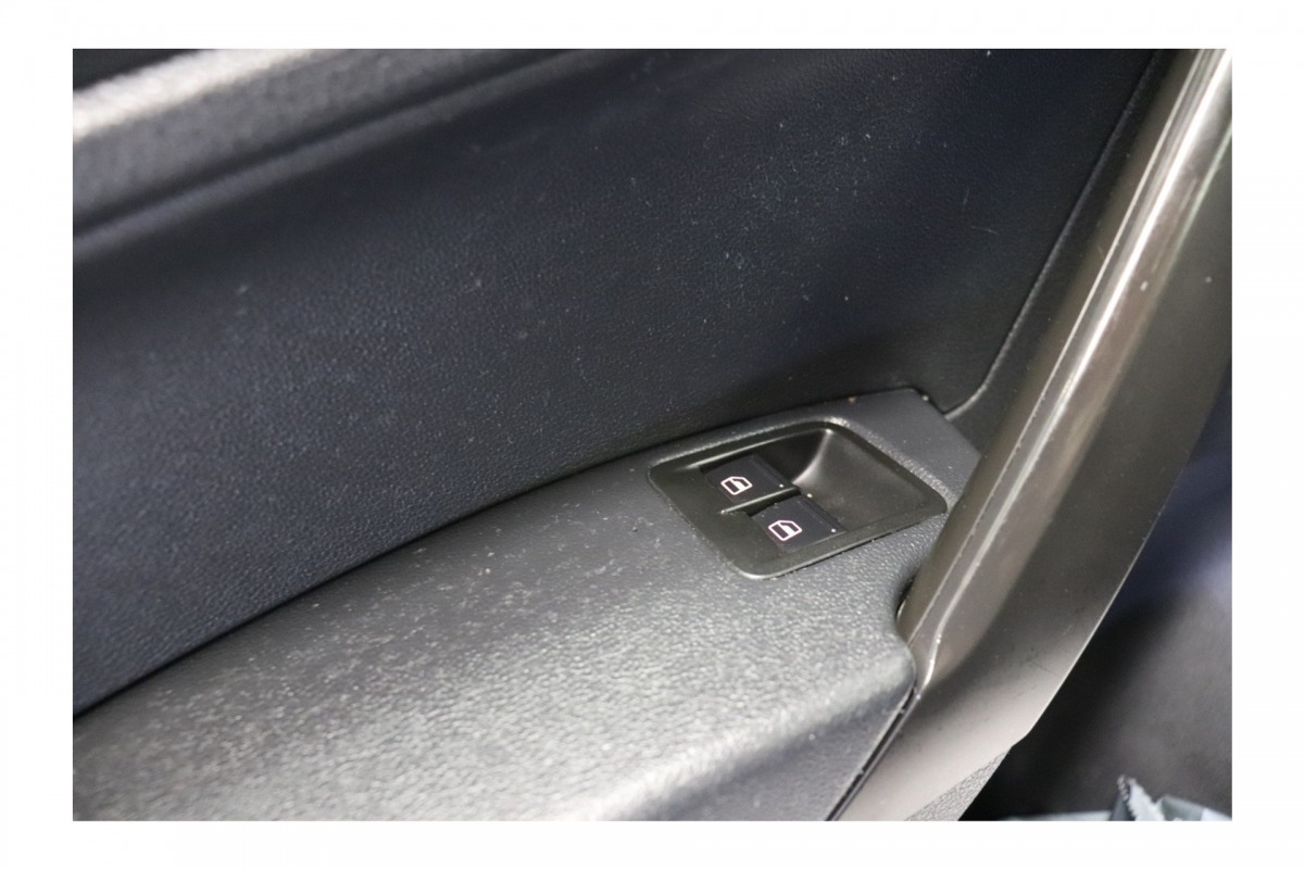 Volkswagen Caddy 2.0 TDI Euro 6 - Airco - Cruise - Radio - € 8.950,- Excl. Volkswagen Caddy 2.0 TDI Euro 6 - Airco - Cruise - Radio - € 8.950,- Excl.