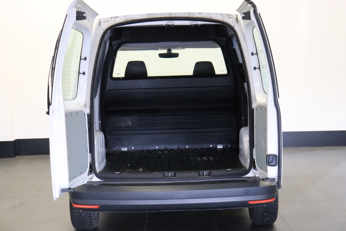 Volkswagen Caddy 2.0 TDI Euro 6 - Airco - Cruise - Radio - € 8.950,- Excl. Volkswagen Caddy 2.0 TDI Euro 6 - Airco - Cruise - Radio - € 8.950,- Excl.