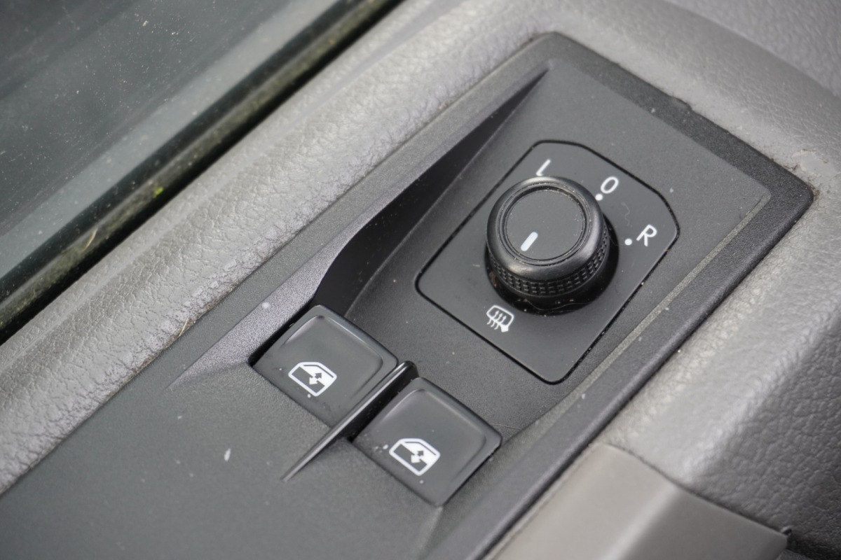 Volkswagen Crafter 2.0 TDI L3H3 EURO 6 - Airco - Cruise - PDC - € 15.900,- Excl.