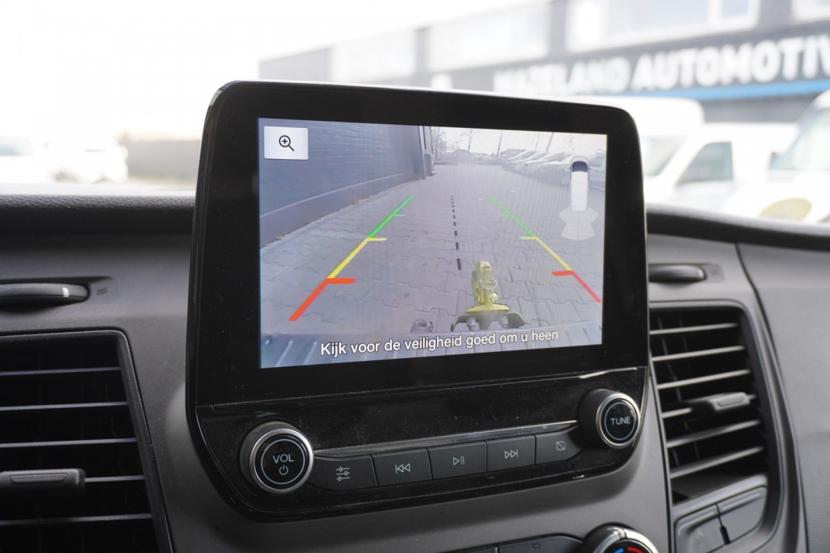 Ford Transit Custom 2.0 TDCI 130PK EURO 6 - Airco - Cruise - Camera - € 15.900,- Excl.