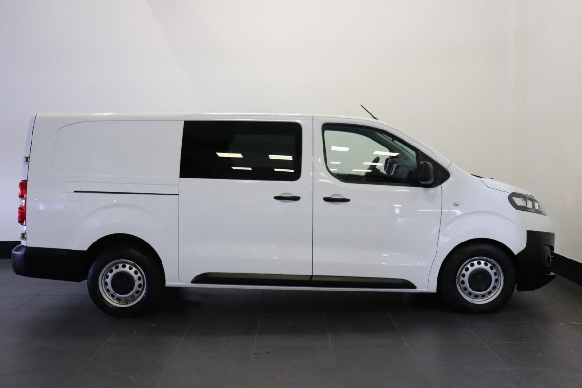 Opel Vivaro 2.0 CDTI L3 Automaat Dubbele Cabine EURO 6 - Airco - Cruise - Camera - € 18.950,- Excl.