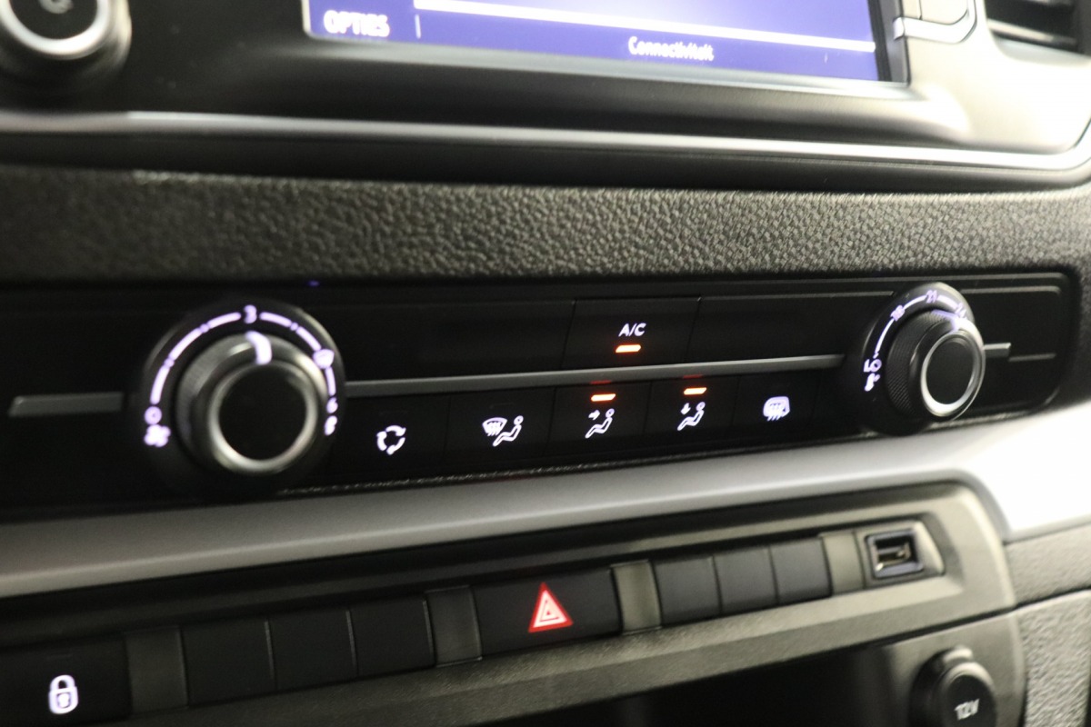 Opel Vivaro 2.0 CDTI L3 Automaat Dubbele Cabine EURO 6 - Airco - Cruise - Camera - € 18.950,- Excl.
