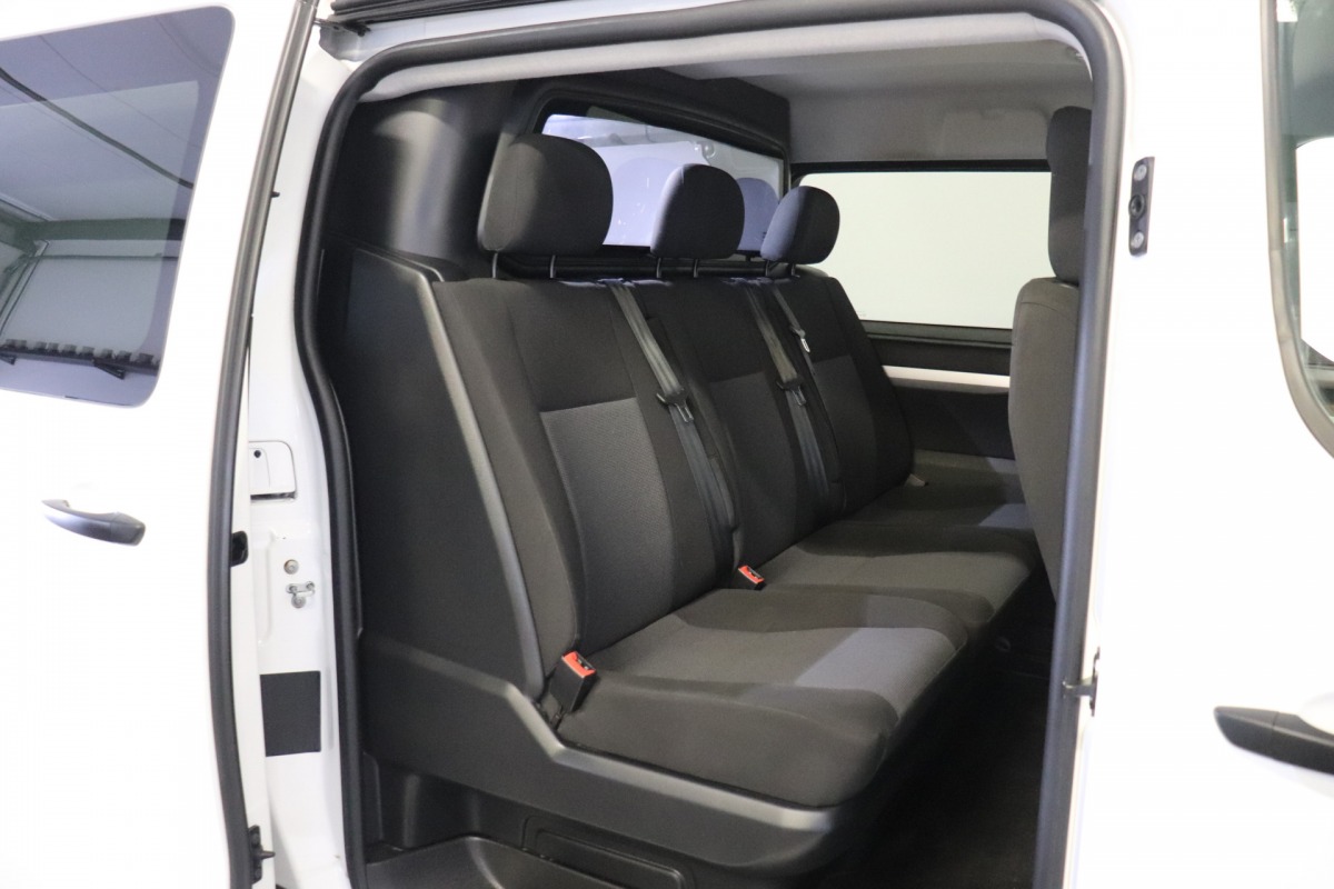 Opel Vivaro 2.0 CDTI L3 Automaat Dubbele Cabine EURO 6 - Airco - Cruise - Camera - € 18.950,- Excl.
