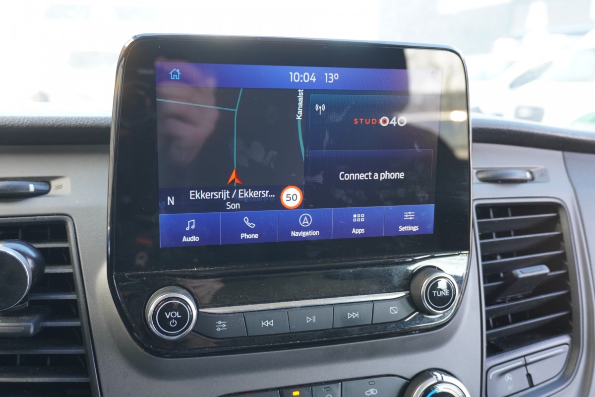 Ford Transit Custom 2.0 TDCI 130PK L2 Dubbele Cabine EURO 6 - Airco - Navi - Cruise - Trekhaak - € 18.950,- Excl.