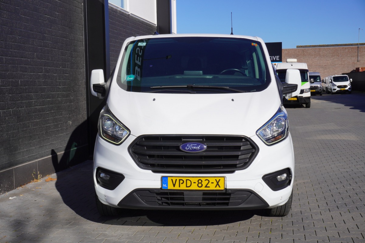 Ford Transit Custom 2.0 TDCI 130PK L2 Dubbele Cabine EURO 6 - Airco - Navi - Cruise - Trekhaak - € 18.950,- Excl.
