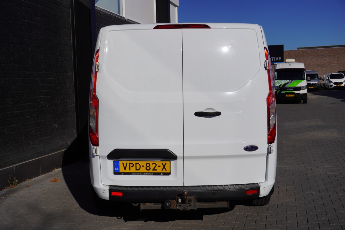 Ford Transit Custom 2.0 TDCI 130PK L2 Dubbele Cabine EURO 6 - Airco - Navi - Cruise - Trekhaak - € 18.950,- Excl.
