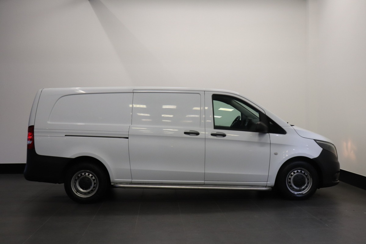 Mercedes-Benz Vito 111 CDI Extra Lang EURO 6 - Airco - Camera - Trekhaak - €8.950,- excl.