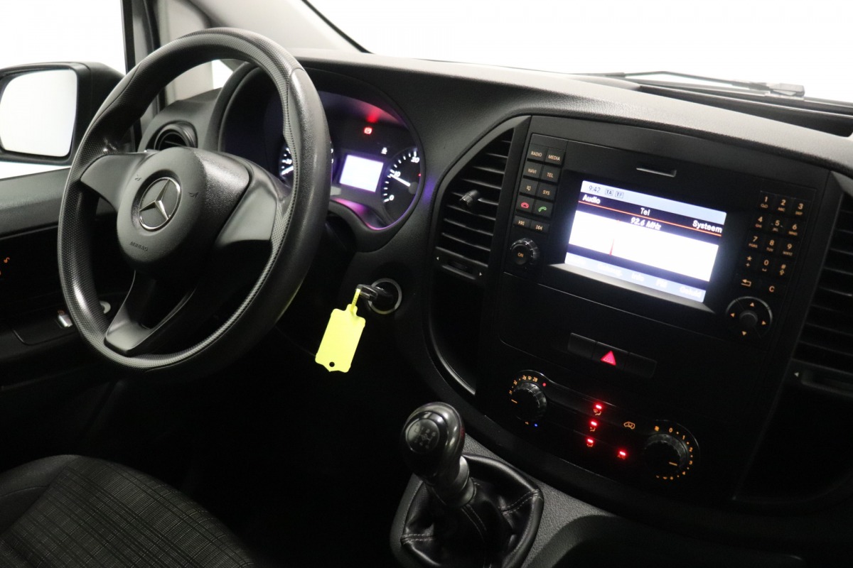 Mercedes-Benz Vito 111 CDI Extra Lang EURO 6 - Airco - Camera - Trekhaak - €8.950,- excl.