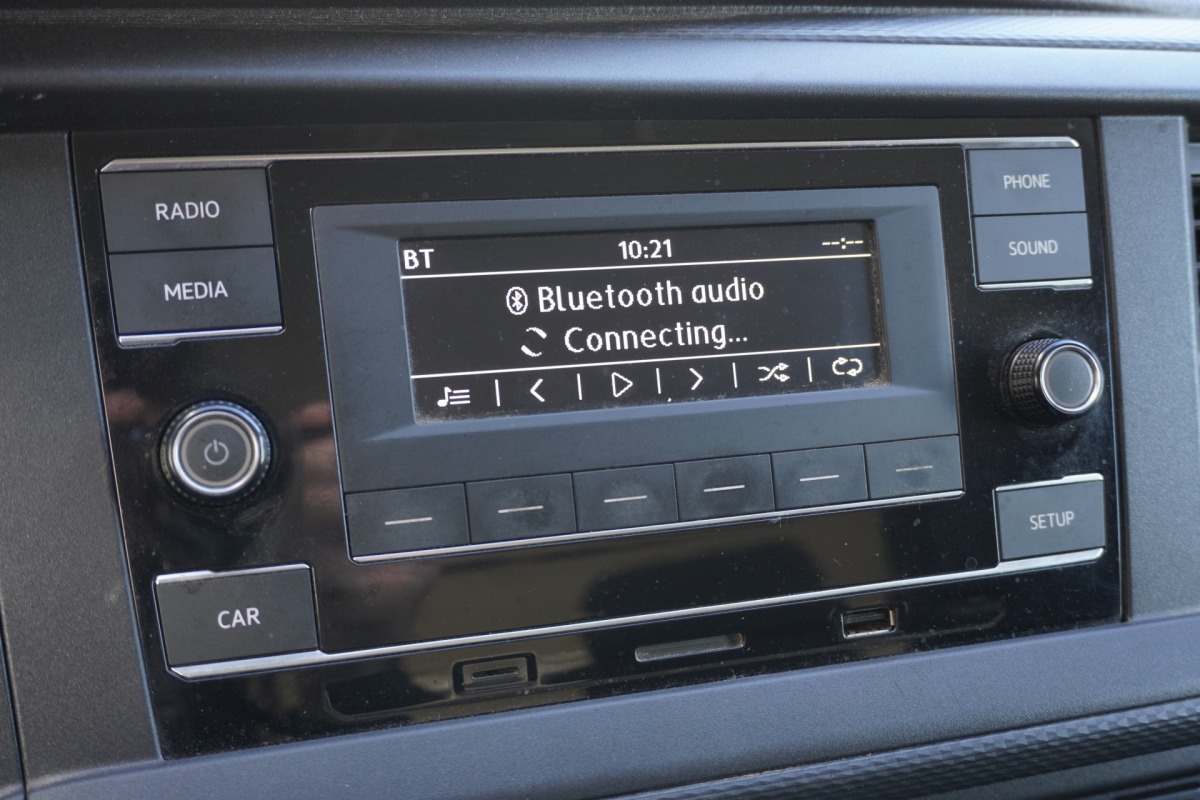 Volkswagen Transporter 2.0 TDI L2 EURO 6 - Airco - Cruise - Trekhaak - €15.900,- Excl.