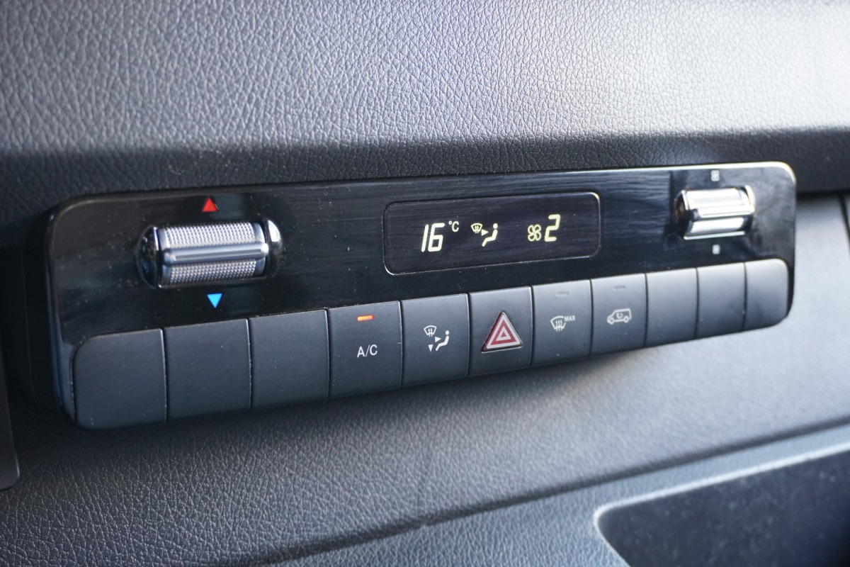 Mercedes-Benz Sprinter 314 2.2 CDI L2H2 Automaat EURO 6 - A/C Climate - Cruise - Camera - € 17.950,- Excl. Mercedes-Benz Sprinter 314 2.2 CDI L2H2 Automaat EURO 6 - A/C Climate - Cruise - Camera - € 17.950,- Excl.