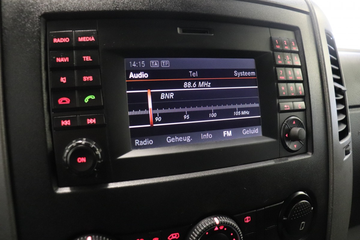 Volkswagen Crafter 35 2.0 TDI L4H3 - Airco - Cruise - Navi - €8.950,- Ex. BTW