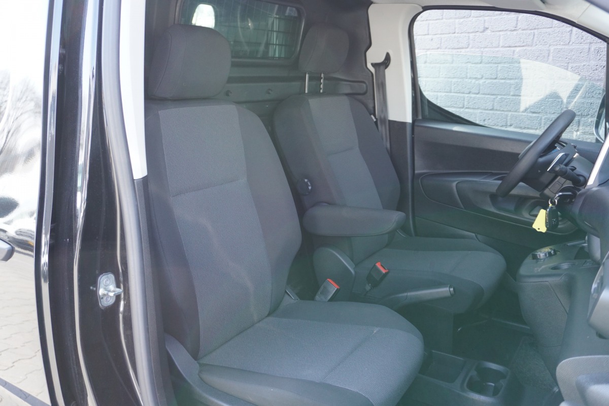 Peugeot Partner 1.5 BlueHDI 130PK Automaat EURO 6 - Airco - Cruise - Trekhaak - € 11.950,- Excl.
