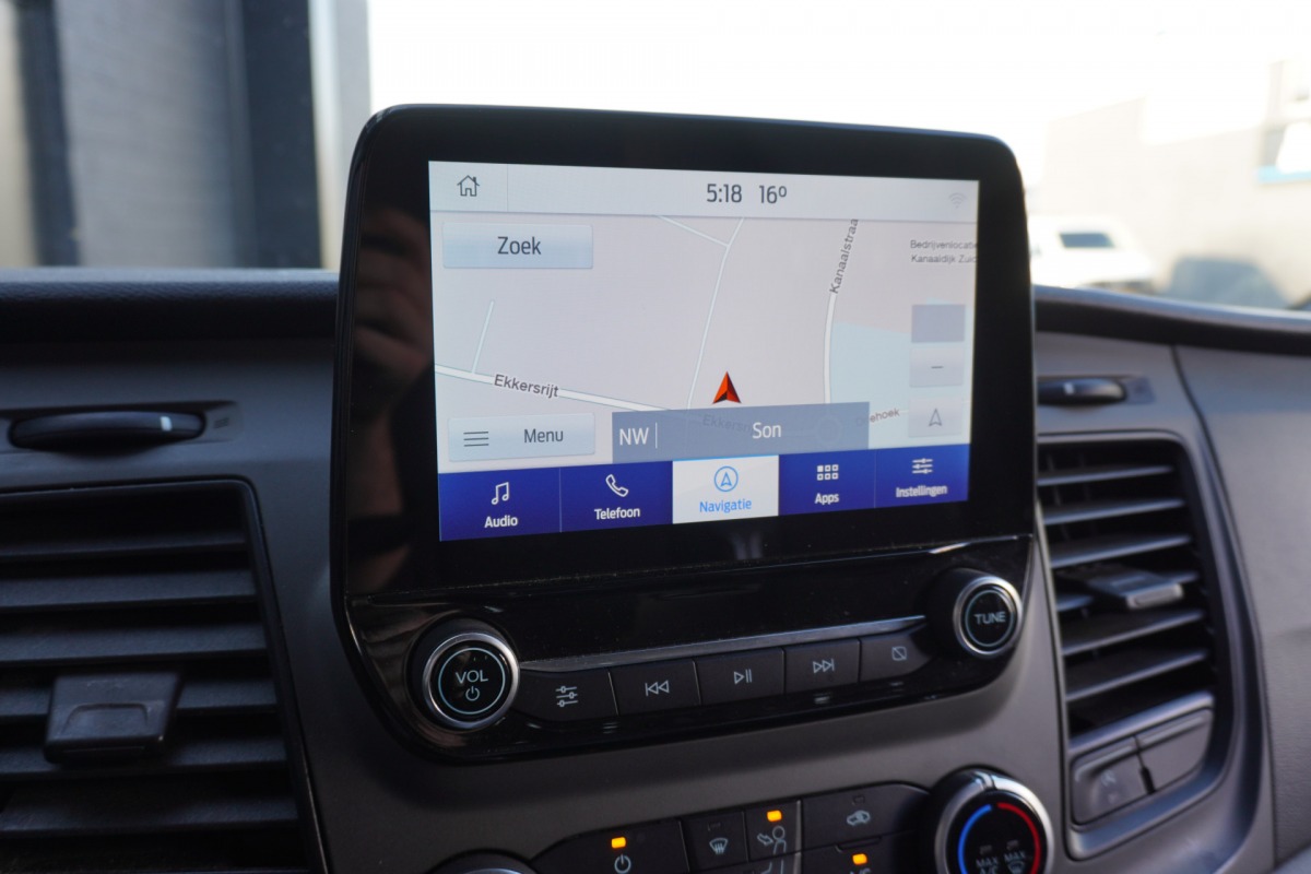 Ford Transit Custom 2.0 TDCI Automaat 130PK EURO 6 - Airco - Cruise - Camera - € 11.900,- Excl. Ford Transit Custom 2.0 TDCI Automaat 130PK EURO 6 - Airco - Cruise - Camera - € 11.900,- Excl.