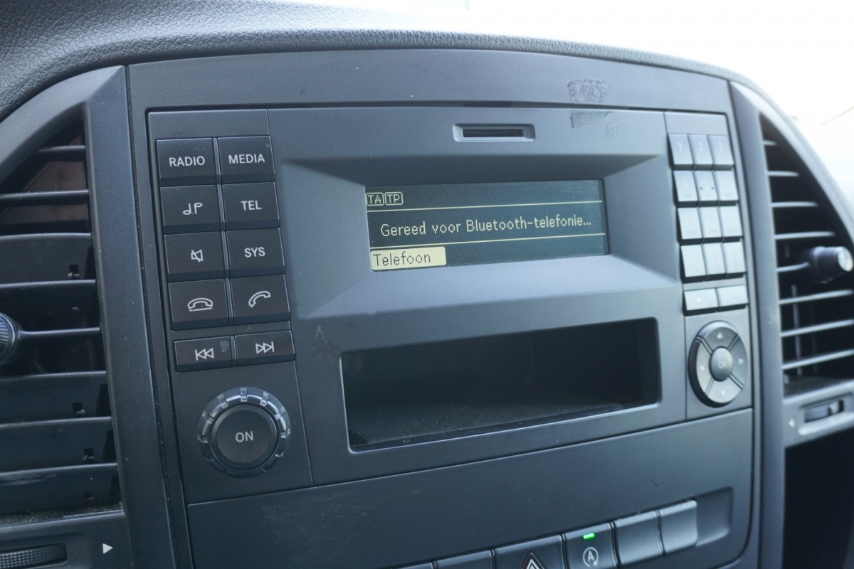 Mercedes-Benz Vito 114 CDI Lang Automaat EURO 6 - Airco - Cruise - Camera - €16.900,- Excl. Mercedes-Benz Vito 114 CDI Lang Automaat EURO 6 - Airco - Cruise - Camera - €16.900,- Excl.