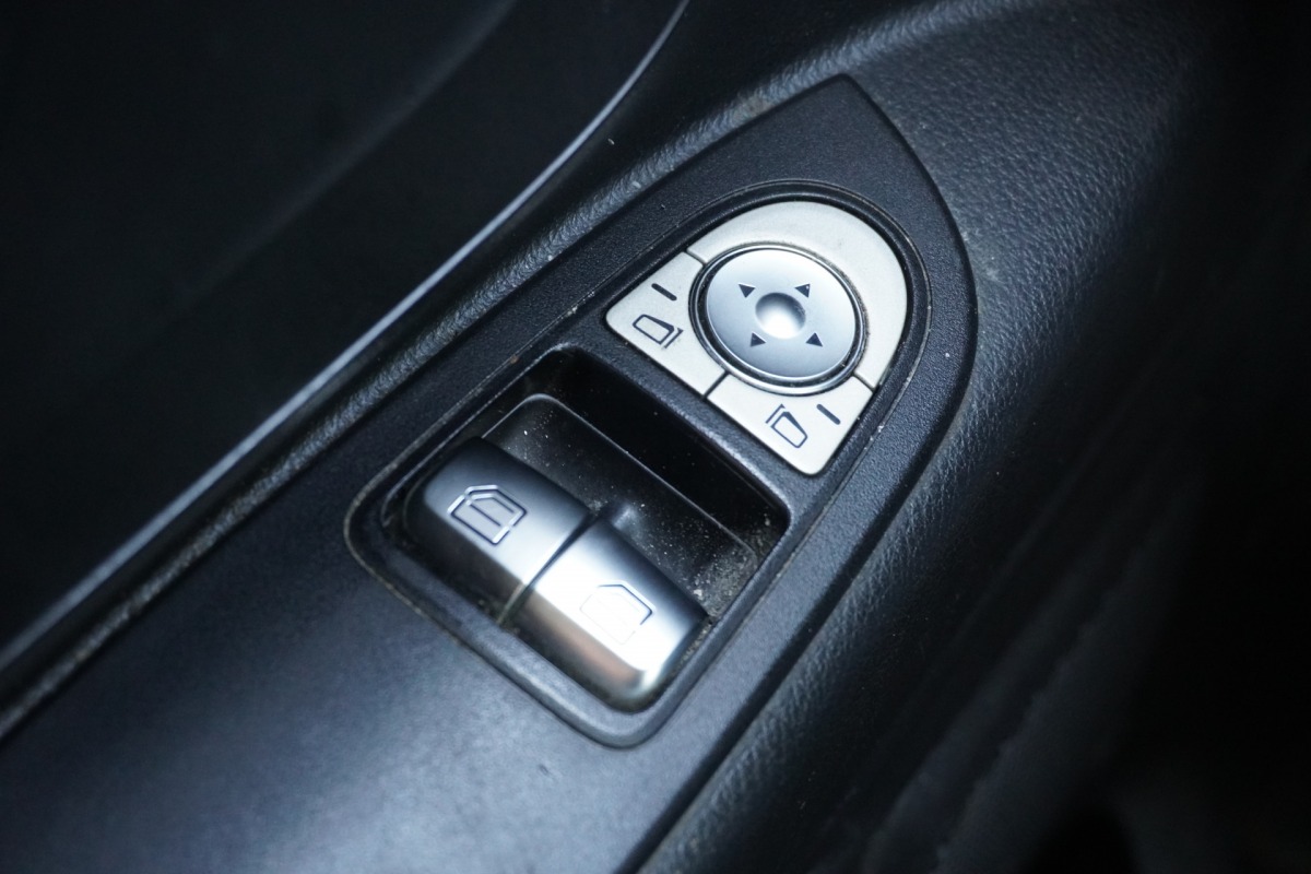 Mercedes-Benz Vito 114 CDI Lang Automaat EURO 6 - Airco - Cruise - Camera - €16.900,- Excl. Mercedes-Benz Vito 114 CDI Lang Automaat EURO 6 - Airco - Cruise - Camera - €16.900,- Excl.