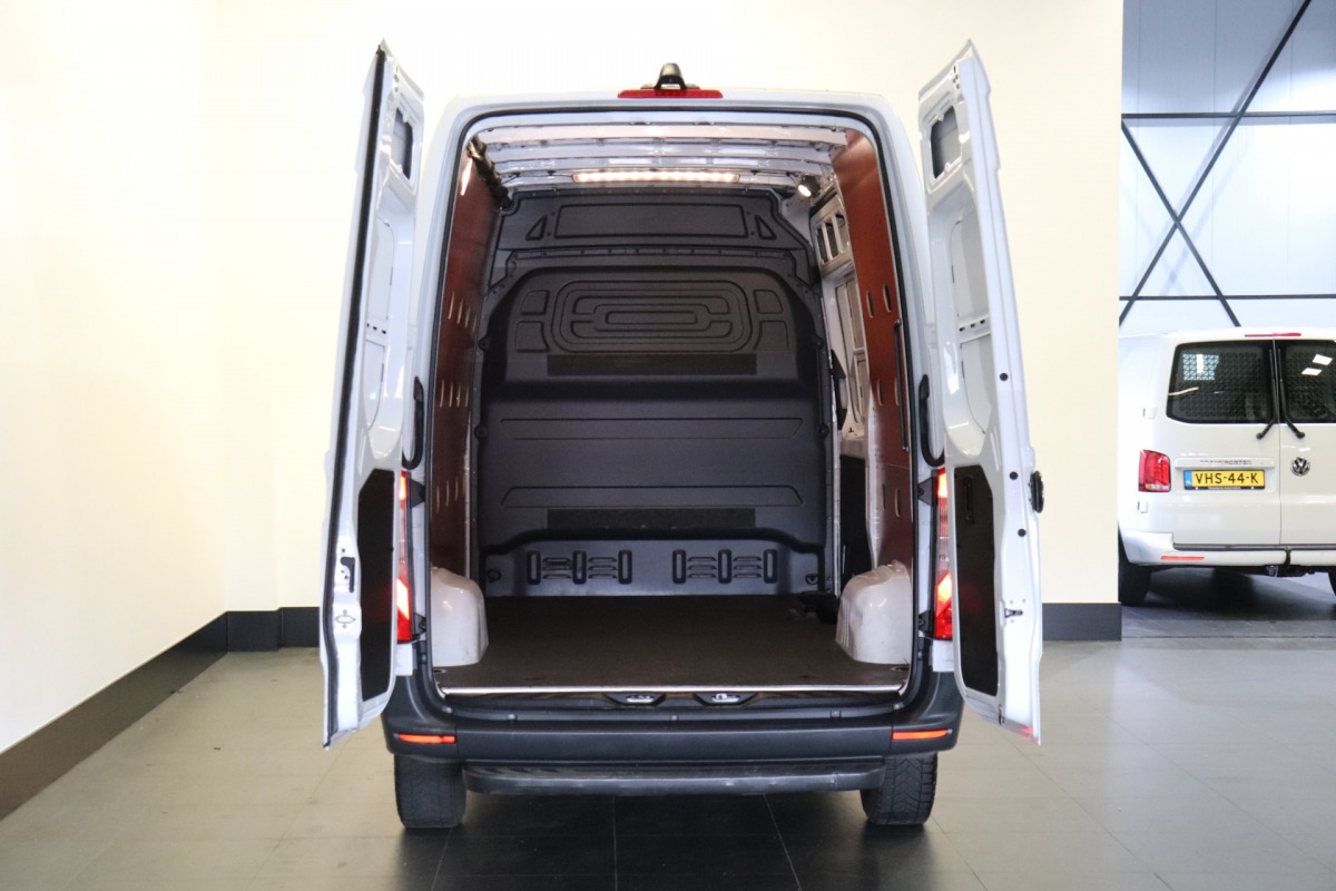 Mercedes-Benz Sprinter 316 2.2 CDI Automaat L2H2 - EURO 6 - Airco - Navi - Cruise - €18.950,- Excl. Mercedes-Benz Sprinter 316 2.2 CDI Automaat L2H2 - EURO 6 - Airco - Navi - Cruise - €18.950,- Excl.