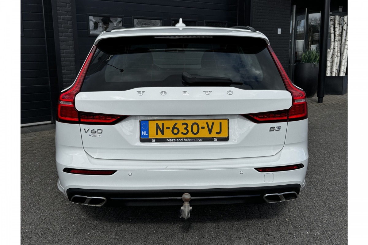 Volvo V60 2.0 B3 163PK Momentum R-Design | Camera | Trekhaak | Stoel & Stuur verw. | €23.900,- incl. BTW Volvo V60 2.0 B3 163PK Momentum R-Design | Camera | Trekhaak | Stoel & Stuur verw. | €23.900,- incl. BTW
