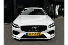 Volvo V60 2.0 B3 163PK Momentum R-Design | Camera | Trekhaak | Stoel & Stuur verw. | €23.900,- incl. BTW Volvo V60 2.0 B3 163PK Momentum R-Design | Camera | Trekhaak | Stoel & Stuur verw. | €23.900,- incl. BTW