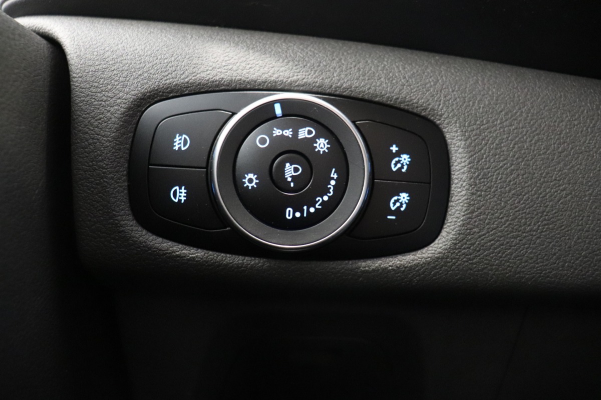 Ford Transit Custom 2.0 TDCI 130PK Automaat EURO 6 - Airco - Navi - Cruise - €14.900,- Excl.