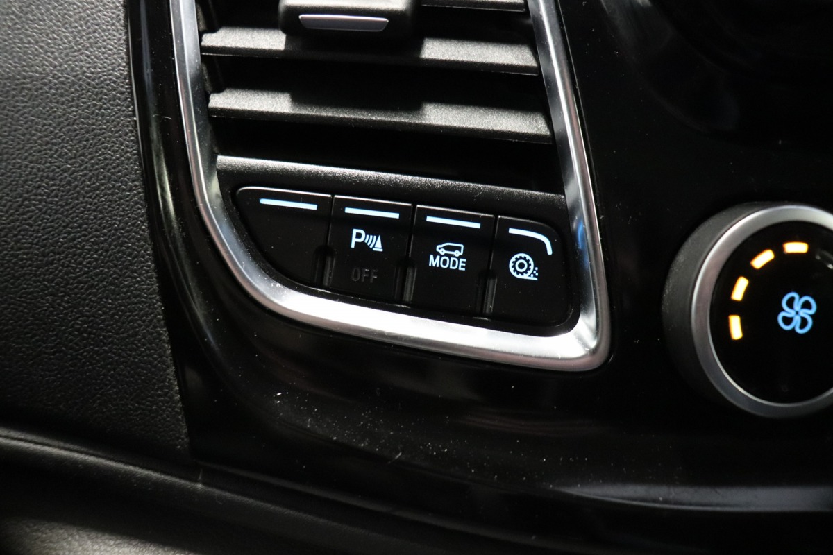 Ford Transit Custom 2.0 TDCI 130PK Automaat EURO 6 - Airco - Navi - Cruise - €14.900,- Excl.