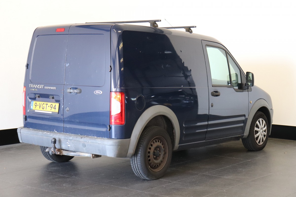 Ford Transit Connect 1.8 TDCi - Dakdragers - € 750.- Marge