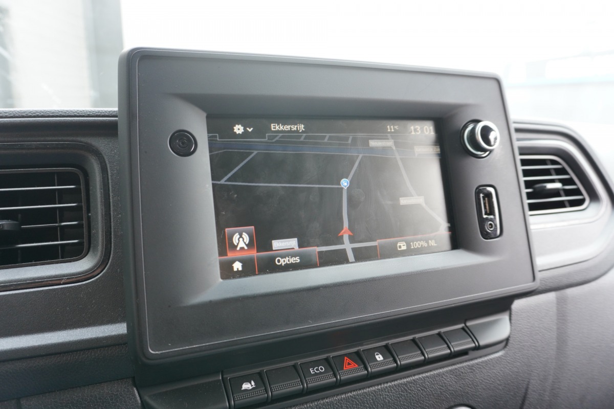 Renault Master 2.3 dCi 130 PK EURO 6 - Airco - Cruise - Trekhaak - € 15.950,- Excl.