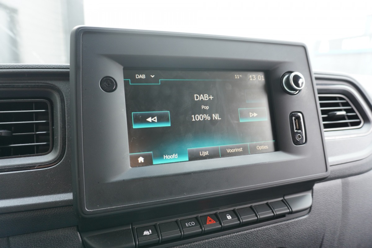 Renault Master 2.3 dCi 130 PK EURO 6 - Airco - Cruise - Trekhaak - € 15.950,- Excl.