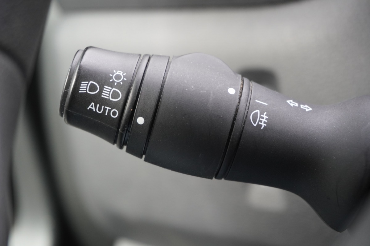 Renault Master 2.3 dCi 130 PK EURO 6 - Airco - Cruise - Trekhaak - € 15.950,- Excl.