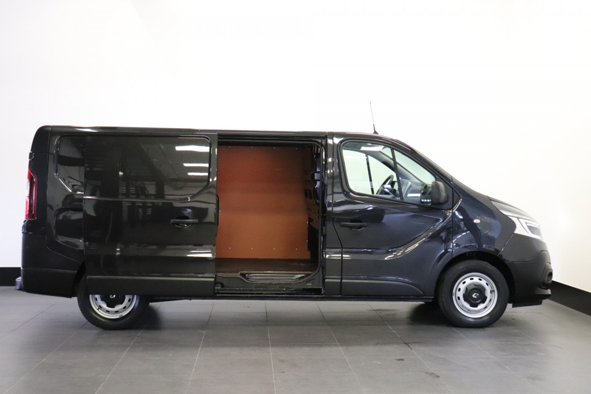 Renault Trafic 1.6 dCi L2 EURO 6 - Airco - Navi - Cruise - € 15.499, Excl.