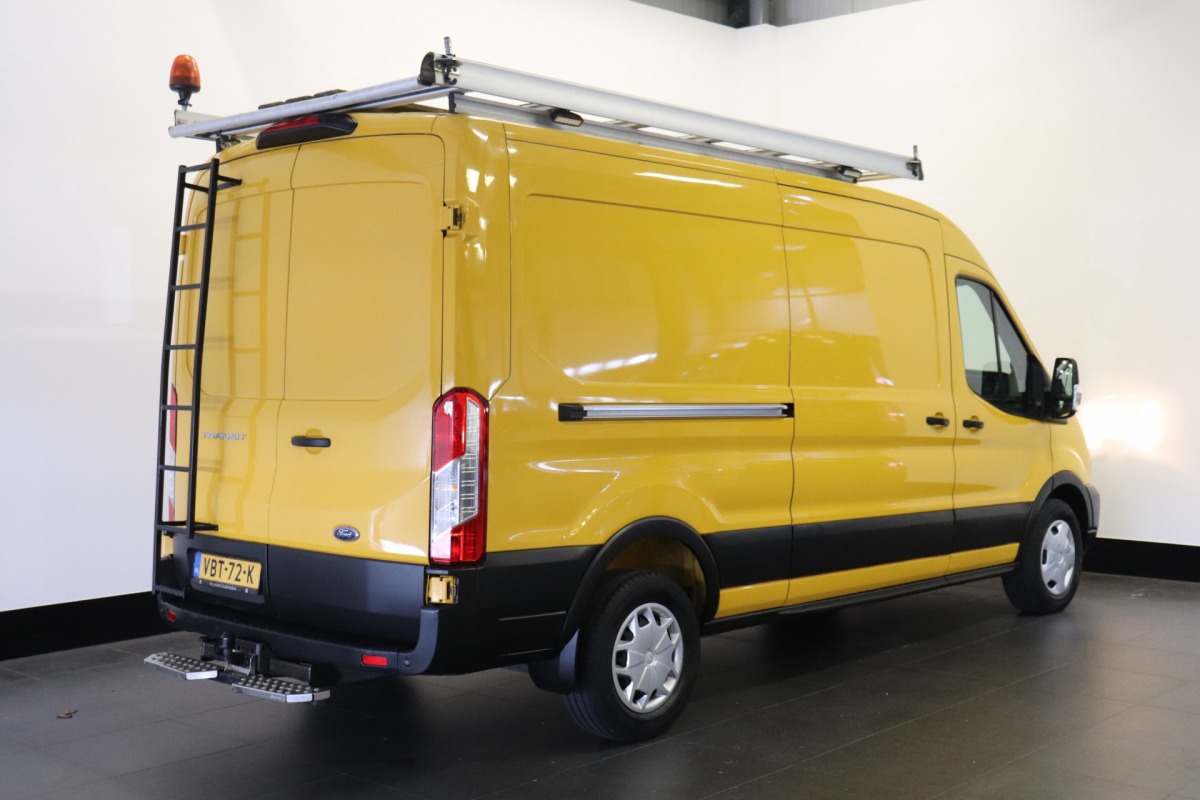 Ford Transit 2.0 TDCI 130PK L3H2 EURO 6 - Airco - Cruise - PDC - € 14.900,- Excl. Ford Transit 2.0 TDCI 130PK L3H2 EURO 6 - Airco - Cruise - PDC - € 14.900,- Excl.