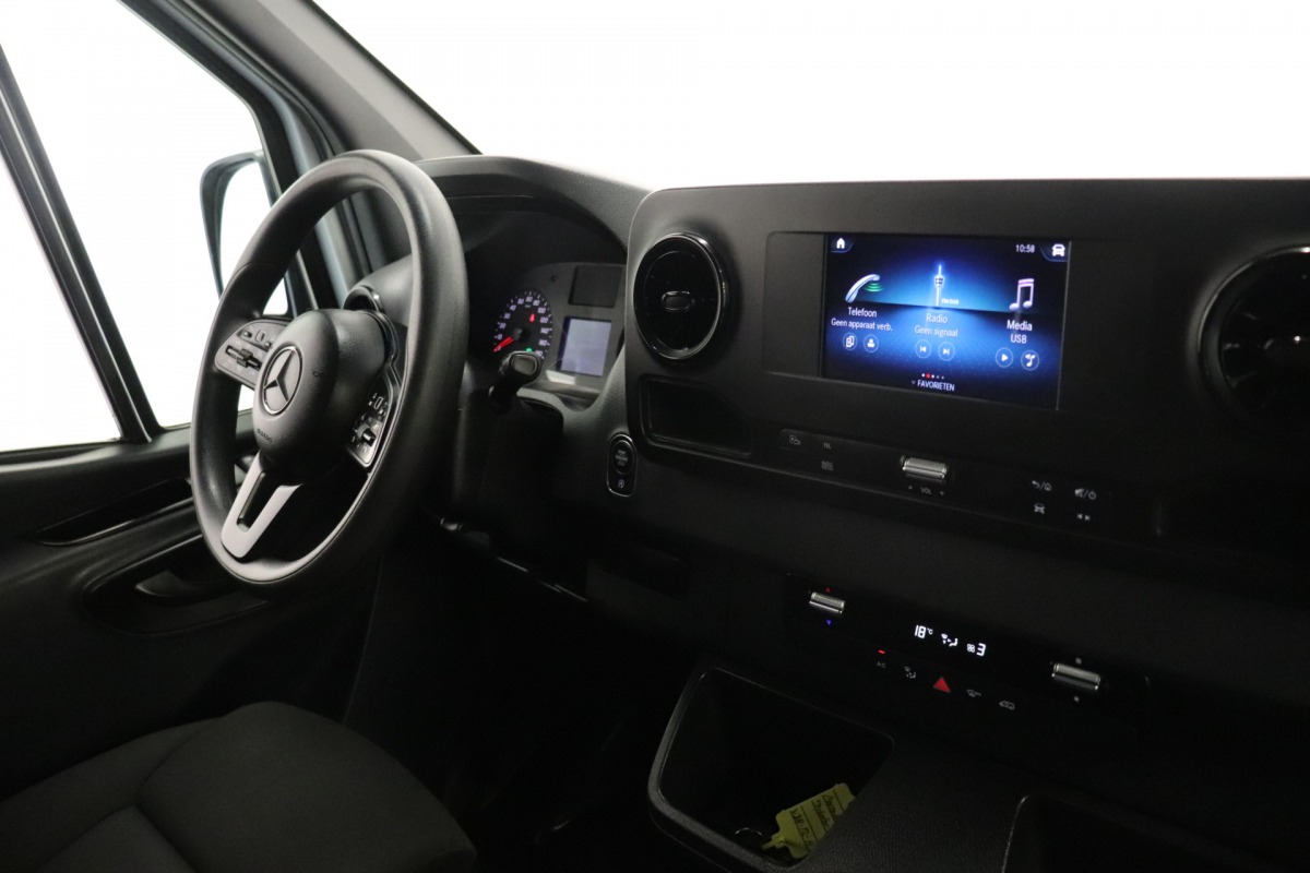 Mercedes-Benz Sprinter 315 CDI Automaat L2H2 EURO 6 - A/C climate - Cruise - Camera - € 20.950,- Excl.