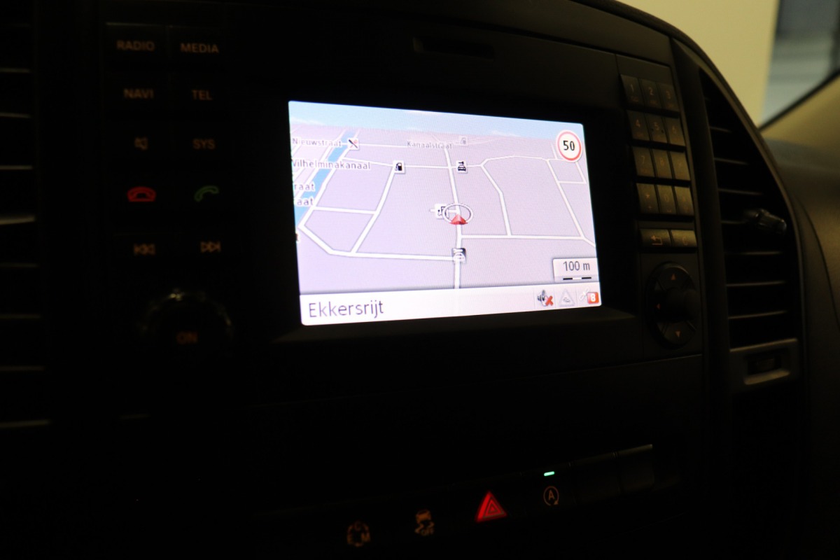 Mercedes-Benz Vito 114 CDI Lang Automaat Dubbel Cabine EURO 6 - Airco - Cruise - Camera - € 19.900,- Excl.