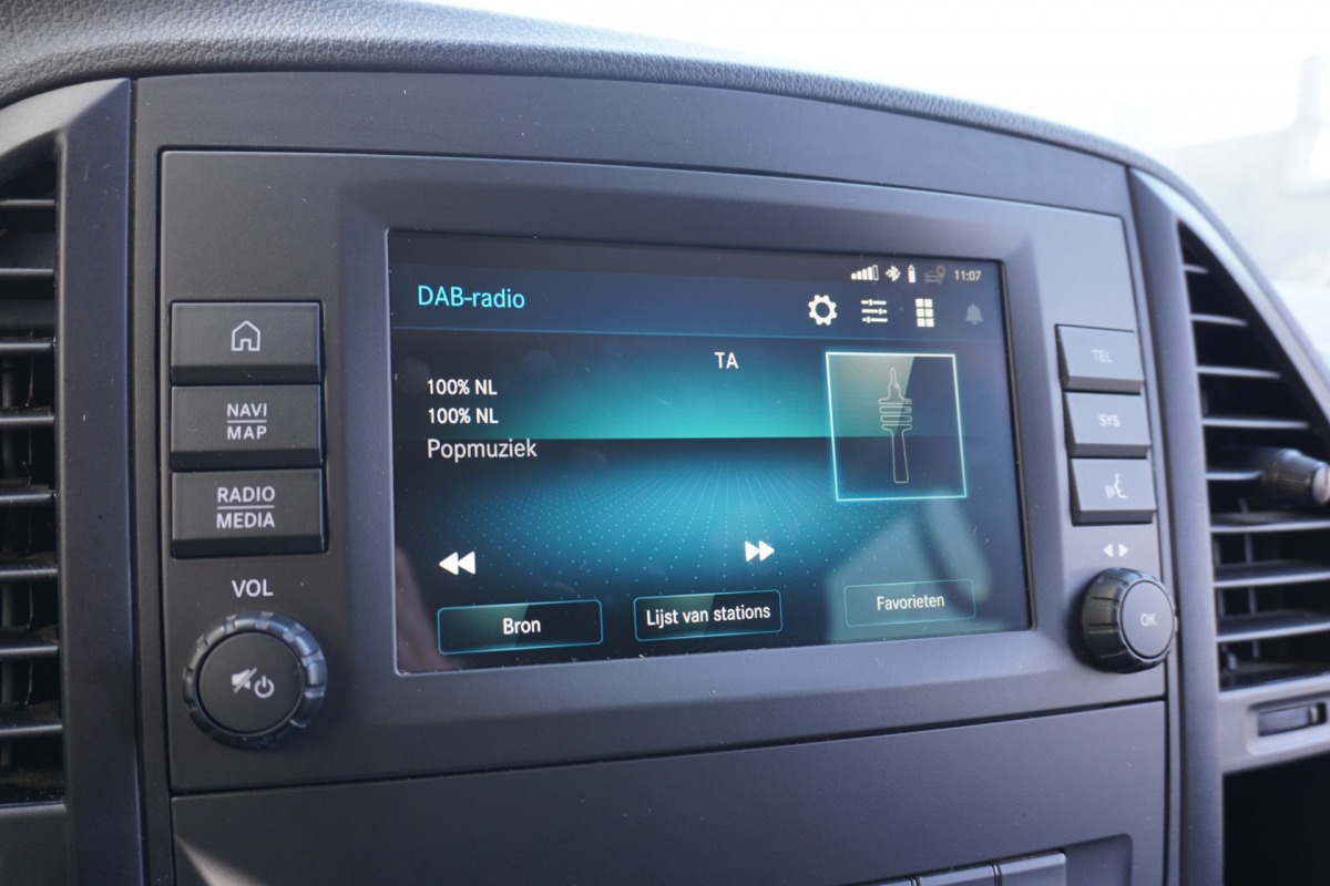 Mercedes-Benz Vito 114 CDI Lang Dubbele Cabine Automaat EURO 6 - AC/Climate - Navi - Cruise - € 28.900,- Excl.