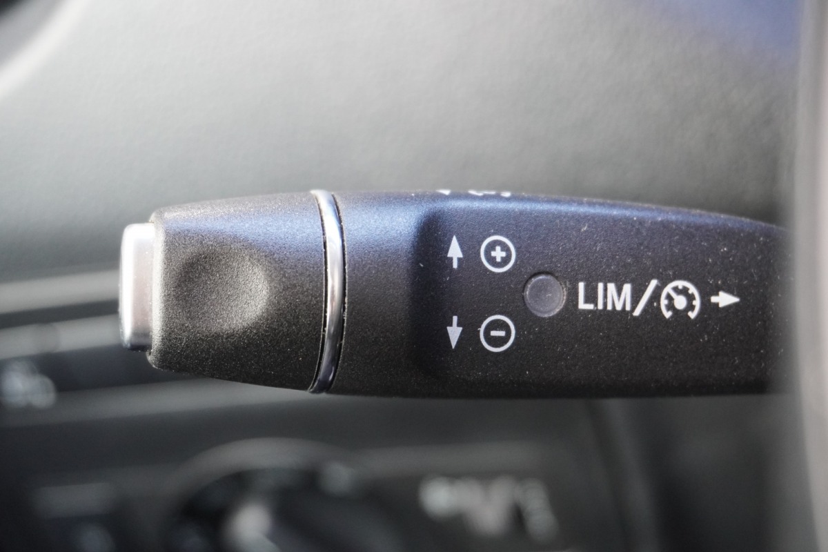 Mercedes-Benz Vito 114 CDI Lang Dubbele Cabine Automaat EURO 6 - AC/Climate - Navi - Cruise - € 28.900,- Excl.