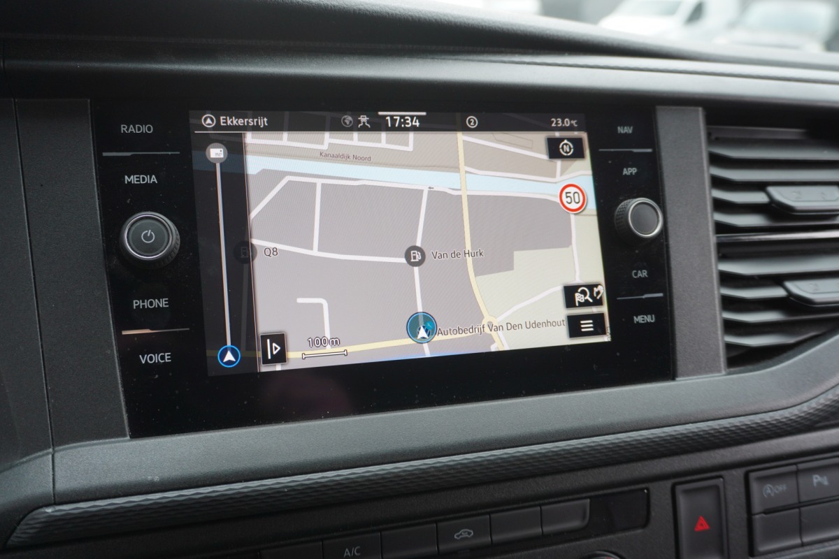 Volkswagen Transporter 2.0 TDI 150PK Automaat EURO 6 - Airco - Navi - Cruise - € 21.950,- Excl.