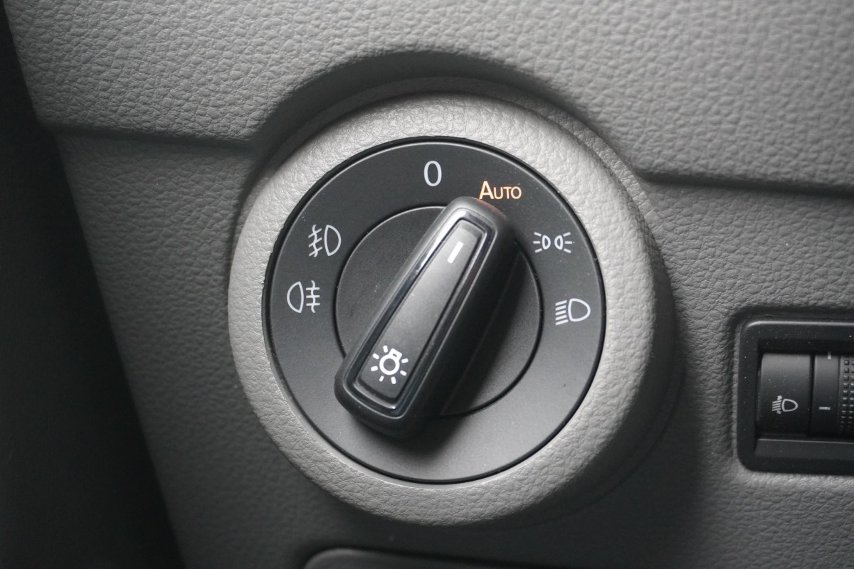 Volkswagen Transporter 2.0 TDI 150PK Automaat EURO 6 - Airco - Navi - Cruise - € 21.950,- Excl.