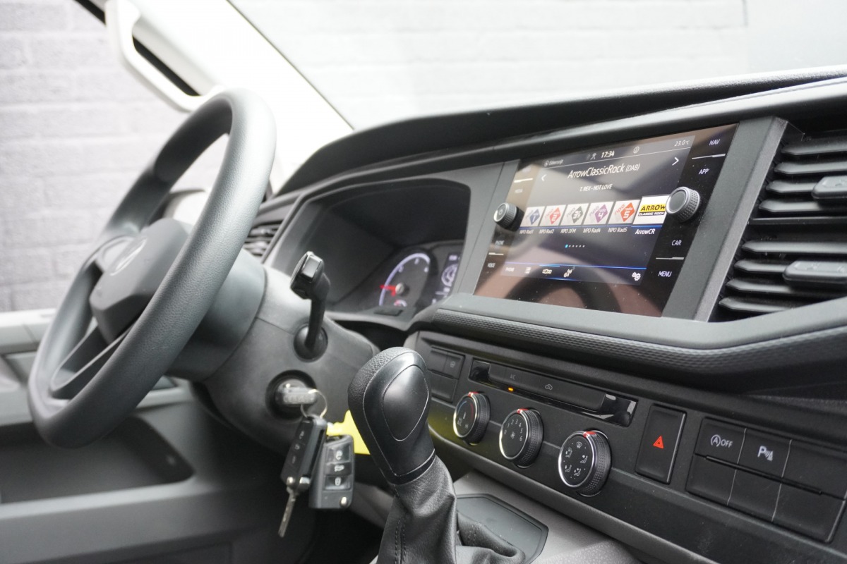 Volkswagen Transporter 2.0 TDI 150PK Automaat EURO 6 - Airco - Navi - Cruise - € 21.950,- Excl.