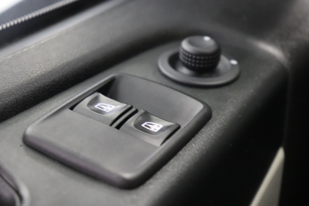 Renault Trafic 1.6 dCi 125PK L2 - EURO 6 - Airco - Navi - Cruise - €11.900,- Ex. BTW.