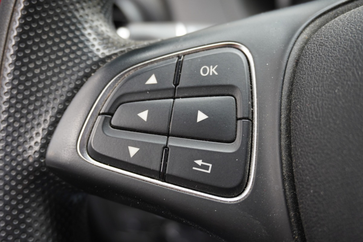 Mercedes-Benz Vito 114 CDI XL EURO 6 - A/C Climate - Cruise - Camera - € 13.950,- Excl.