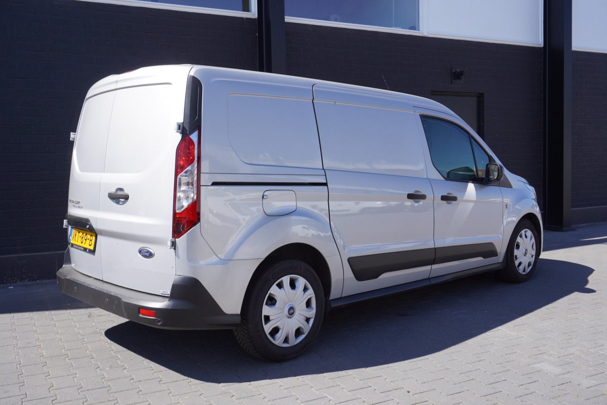 Ford Transit Connect 1.5 EcoBlue 100PK L2 EURO 6 - Airco - Cruise - Camera - €10.900,- Excl.