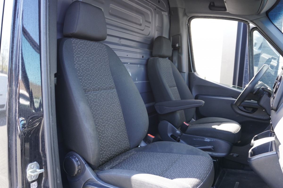 Mercedes-Benz Sprinter 315 1.9 CDI Automaat L2H1 EURO 6 - A/C Climate - Cruise - Carkit - € 15.900,- Excl. Mercedes-Benz Sprinter 315 1.9 CDI Automaat L2H1 EURO 6 - A/C Climate - Cruise - Carkit - € 15.900,- Excl.