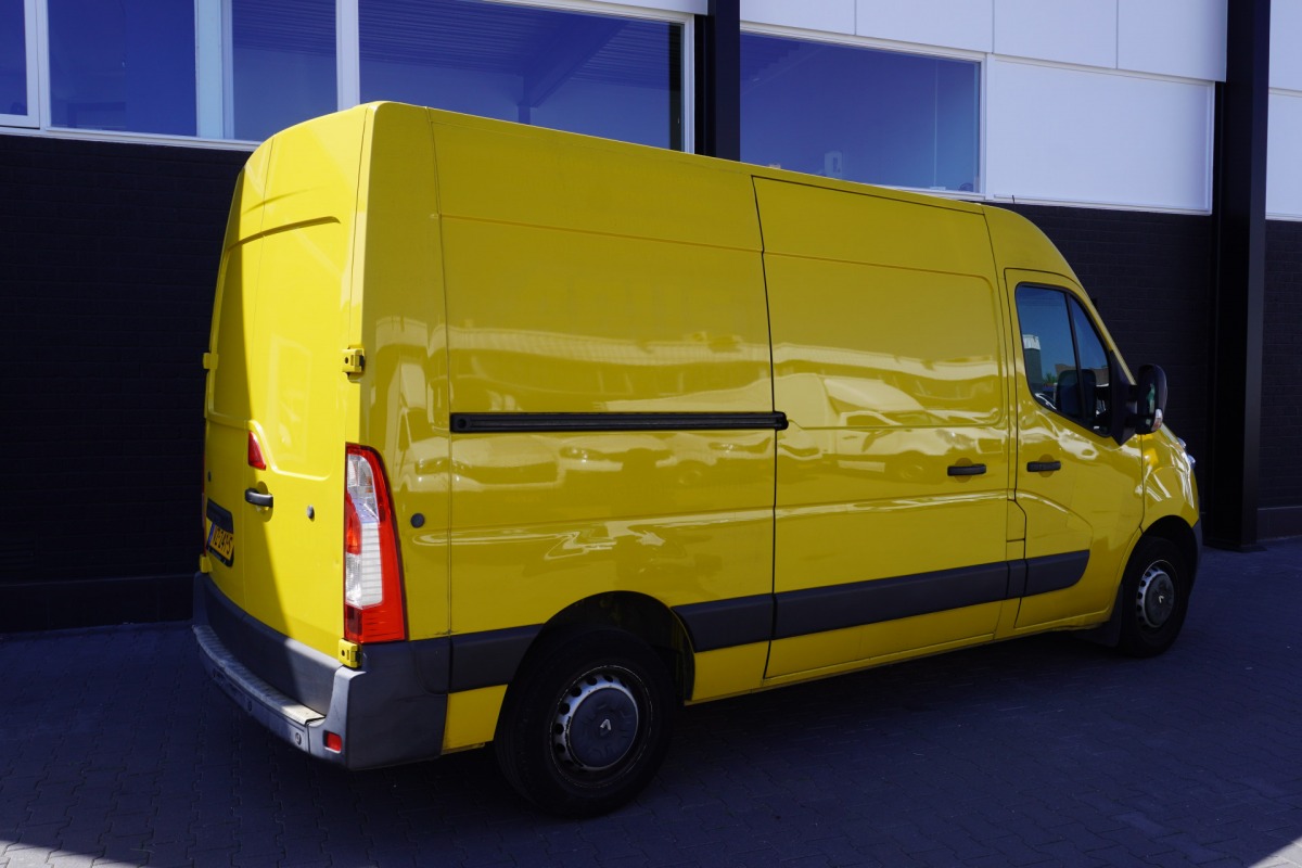 Renault Master 2.3 dCi 163PK 2x Schuifdeur L2H2 EURO 6 - Airco - Navi - Cruise - €8.900,- Excl.