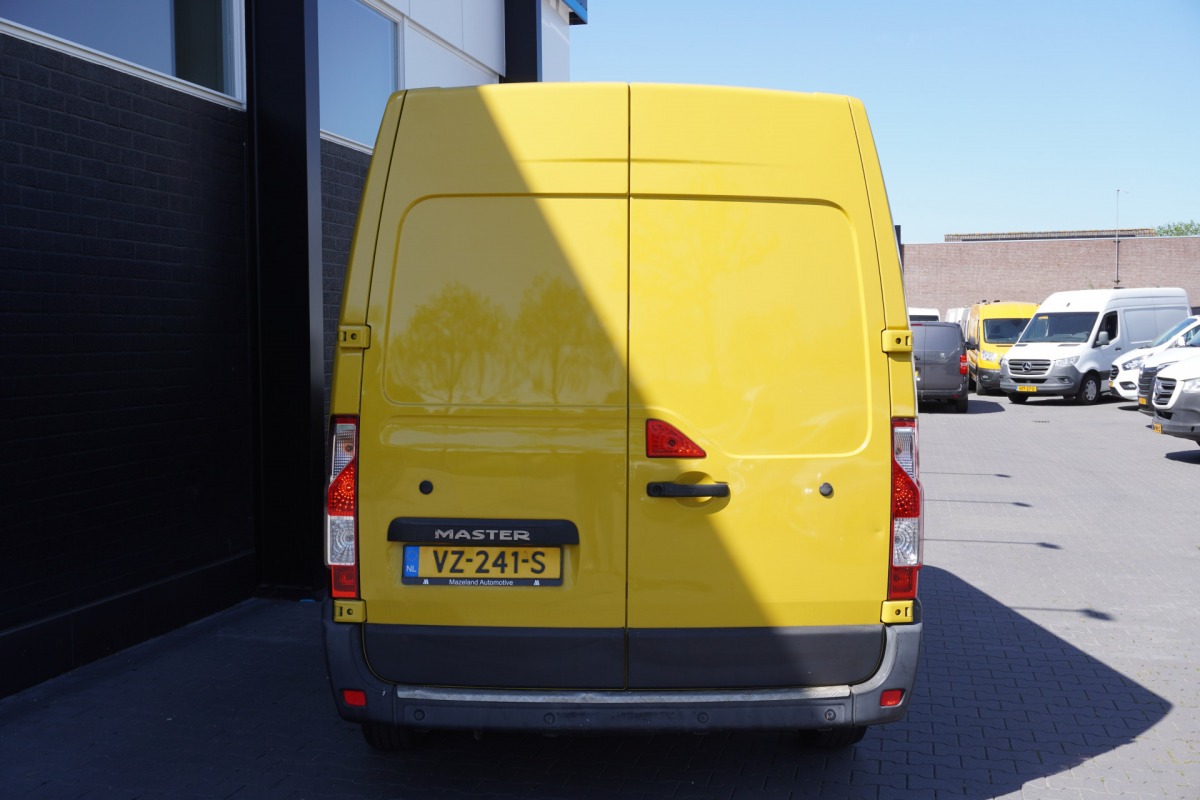 Renault Master 2.3 dCi 163PK 2x Schuifdeur L2H2 EURO 6 - Airco - Navi - Cruise - €8.900,- Excl.