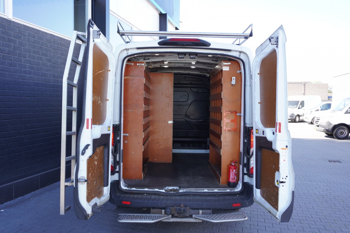 Ford Transit 2.0 TDCI 130PK Automaat 2x Schuifdeur L2H2 EURO 6 - Airco - Cruise - Camera - €16.950,- Excl.