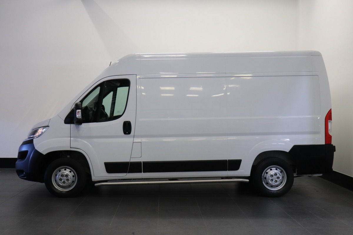 Citroën Jumper 2.2 BlueHDi L2H2 EURO 6 - Airco - Cruise - Sidebars - € 16.950,- Excl.